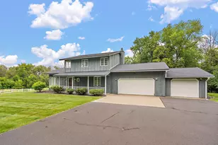 698 Badlands Rd, Hudson, WI 54016 - Photo 2