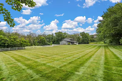 698 Badlands Road, Hudson, WI 54016 - Photo 4