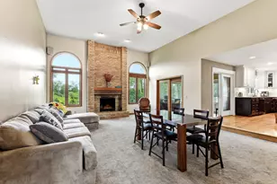 5968 Scenic Pl, Shoreview, MN 55126 - Photo 6