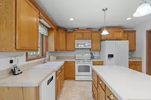 24646 548th Ave, Grove City, MN 56243 - Photo 12