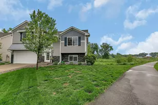 521 Willow Creek Pkwy, Buffalo, MN 55313 - Photo 2