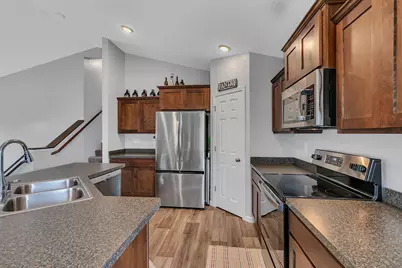 521 Willow Creek Parkway, Buffalo, MN 55313 - Photo 10
