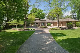 28235 Boulder Cir, Excelsior, MN 55331 - Photo 4