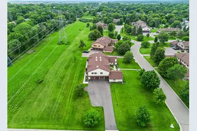 9062 Underwood Lane N, Maple Grove, MN 55369 - Photo 16