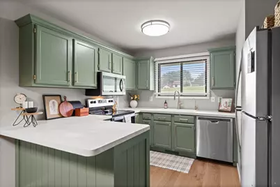 9062 Underwood Lane N, Maple Grove, MN 55369 - Photo 6