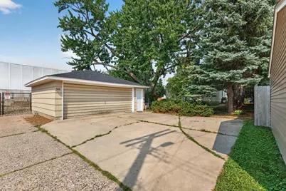 6116 Queen Avenue S, Minneapolis, MN 55410 - Photo 24