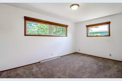 234 15th Street SW, Owatonna, MN 55060 - Photo 10