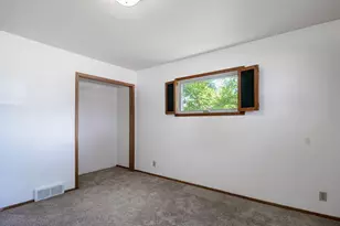 234 15th St SW, Owatonna, MN 55060 - Photo 8