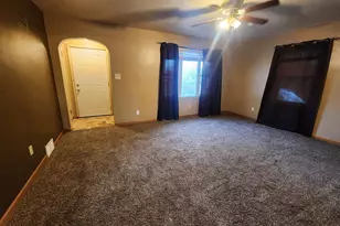 814 3rd St SE, Pipestone, MN 56164 - Photo 10