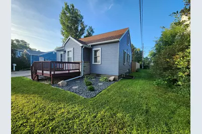 814 3rd Street SE, Pipestone, MN 56164 - Photo 1