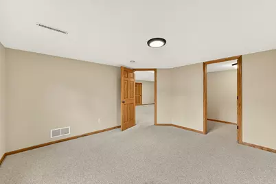 2322 Coral Court NE, Rochester, MN 55906 - Photo 28