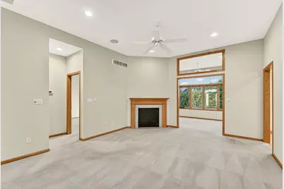 2322 Coral Court NE, Rochester, MN 55906 - Photo 4