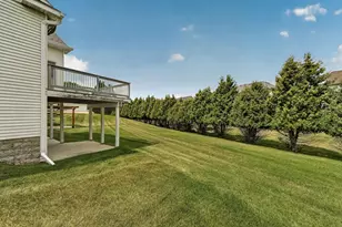 2322 Coral Ct NE, Rochester, MN 55906 - Photo 34