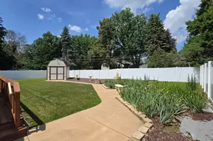 8362 81st St Ln S, Cottage Grove, MN 55016 - Photo 2
