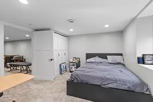 8209 Johnson Cir, Bloomington, MN 55437 - Photo 28