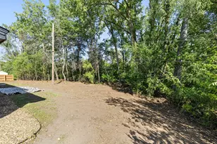 8209 Johnson Cir, Bloomington, MN 55437 - Photo 34