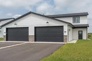 3106 Scotch Ln, Mankato, MN 56001 - Photo 1