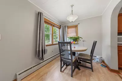 260 N Cordova Avenue, Le Center, MN 56057 - Photo 8