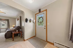 260 N Cordova Ave, Le Center, MN 56057 - Photo 4