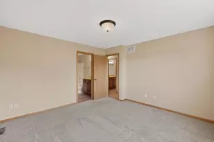 4024 Stone Point Dr NE, Rochester, MN 55906 - Photo 22