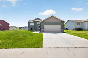 4024 Stone Point Dr NE, Rochester, MN 55906 - Photo 36