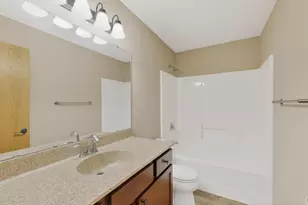 4024 Stone Point Dr NE, Rochester, MN 55906 - Photo 18