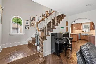 219 Chicago Avenue N, Wayzata, MN 55391 - Photo 28