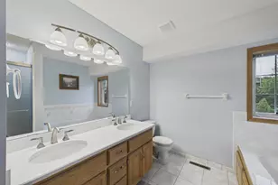 3529 Rose Ct N, Brooklyn Park, MN 55443 - Photo 16