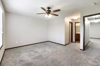 4940 Underwood Lane N #4940D, Plymouth, MN 55442 - Photo 16
