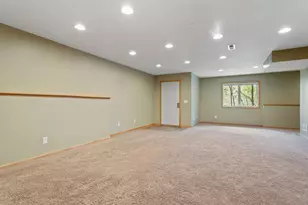 356 Arlington Ave W, Saint Paul, MN 55117 - Photo 32