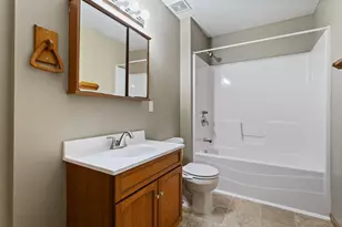 356 Arlington Ave W, Saint Paul, MN 55117 - Photo 10