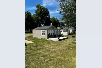 1208 E Lake Street, Osakis, MN 56360 - Photo 1