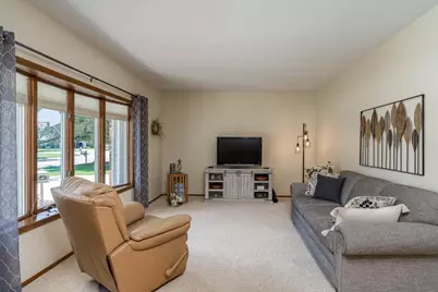 1028 Shady Oak Drive, North Mankato, MN 56003 - Photo 12