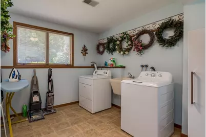 1028 Shady Oak Drive, North Mankato, MN 56003 - Photo 28