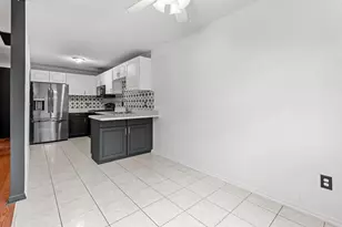 7792 Yucca Ln N, Maple Grove, MN 55311 - Photo 10