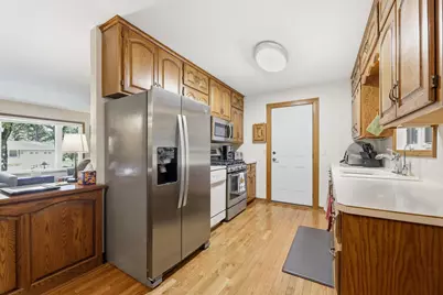 250 Glenbrook Road N, Wayzata, MN 55391 - Photo 22