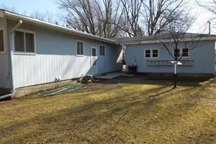 18 6th St NE, Pelican Rapids, MN 56572 - Photo 2