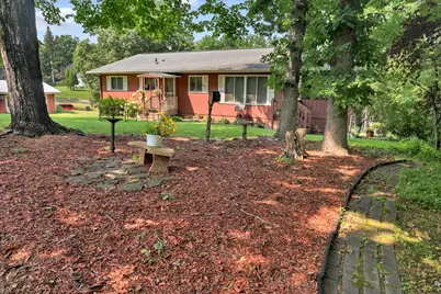 405 Oakwood Drive, Durand, WI 54736 - Photo 8