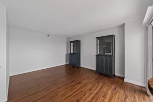78 10th St E, Saint Paul, MN 55101 - Photo 20