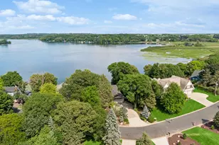 3890 Lone Cedar Ln, Chaska, MN 55318 - Photo 8