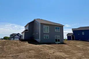 1821 Pierce St S, Cambridge, MN 55008 - Photo 4