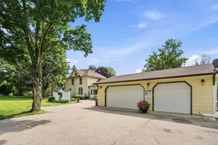 600 Madison St SE, Watertown, MN 55388 - Photo 40