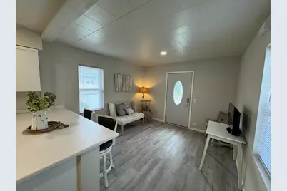 709 Center Street E, Roseau, MN 56751 - Photo 8