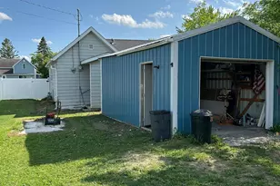 709 Center St E, Roseau, MN 56751 - Photo 16