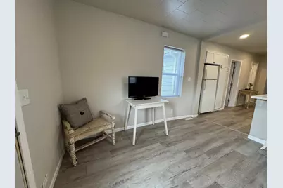 709 Center Street E, Roseau, MN 56751 - Photo 10