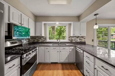 2304 150th Street W, Burnsville, MN 55306 - Photo 10