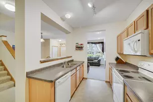 11331 Aberdeen Cir NE, Blaine, MN 55449 - Photo 14