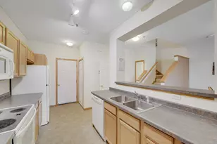 11331 Aberdeen Cir NE, Blaine, MN 55449 - Photo 12