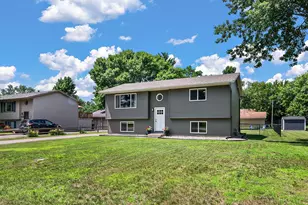 1105 5th Ave N, Princeton, MN 55371 - Photo 6