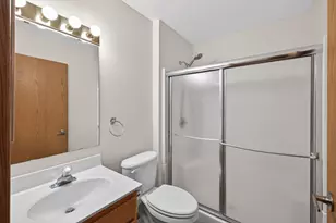 404 Sarazin St, Shakopee, MN 55379 - Photo 16